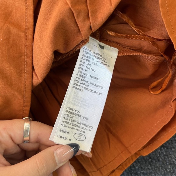 Abercrombie & Fitch Shirt Womens XS Rust Sweetheart Smocked Peplum Puff Sleeve - Picture 3 of 10